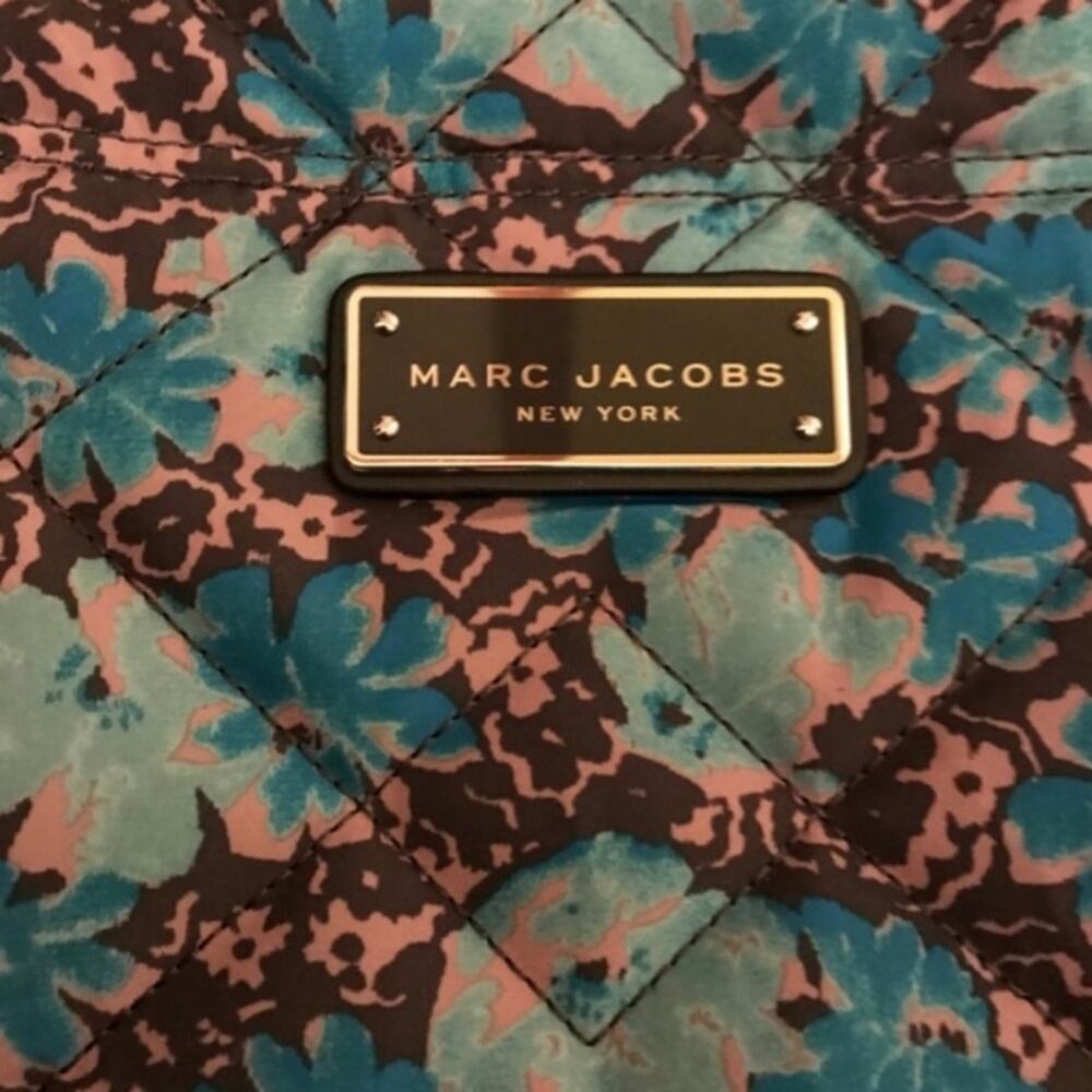 Marc Jacobs Quilted Nylon Floral Tote NWT - Picture 5 of 9